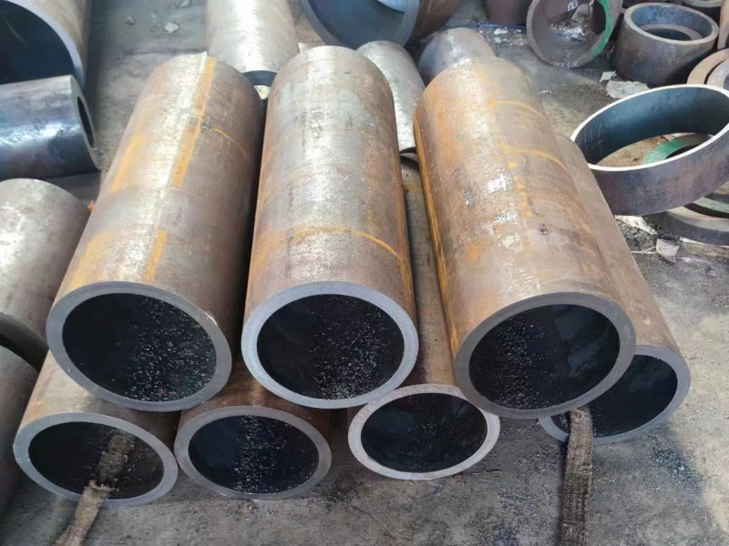 龙里12Cr1MovG无缝钢管切割