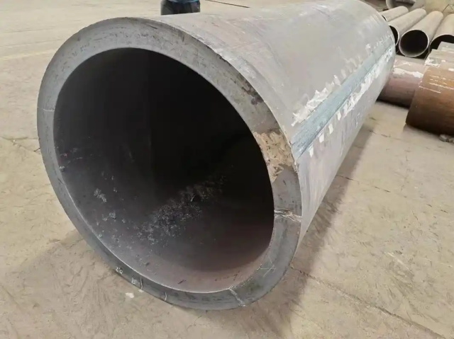 龙里30CrMo大口径无缝钢管